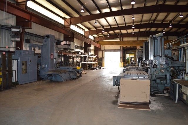 Crane Industrial Building plus Extra build-able Lot: 2219 North Central Avenue, Rockford, IL 61101
